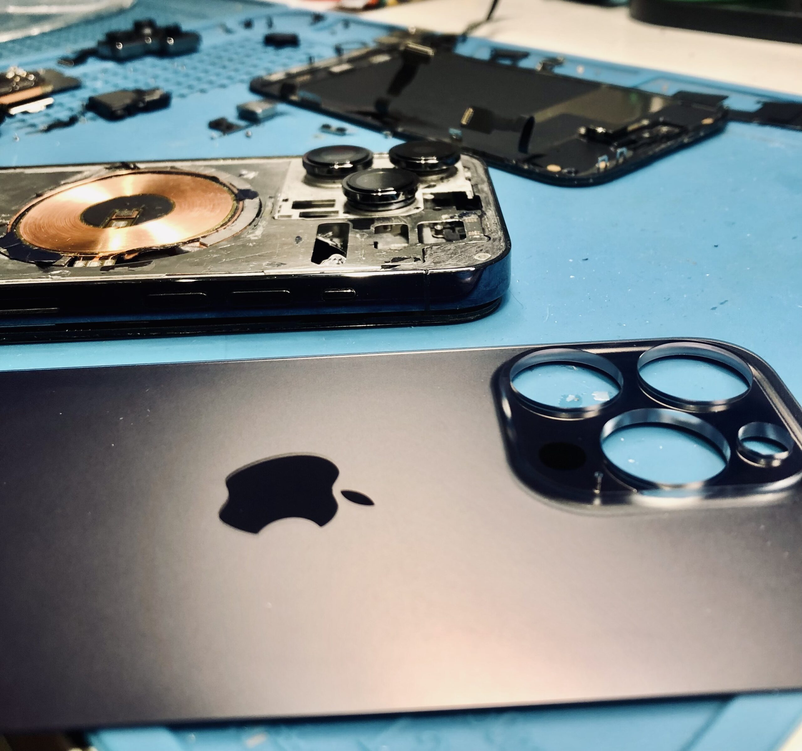 naprawiane-zepsutego-iphone